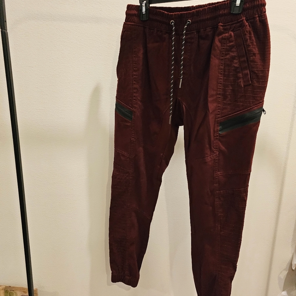NWT 🏷 Dark Burgundy Joggers